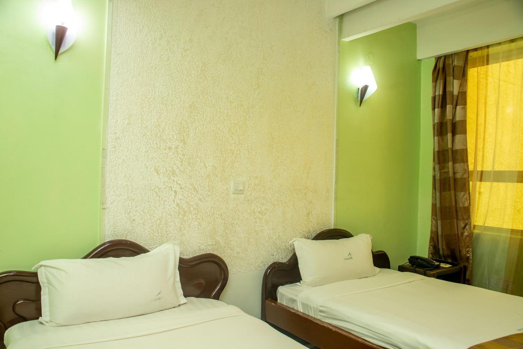 Legacy Hotel And Conference Centre Ltd Nakuru Extérieur photo