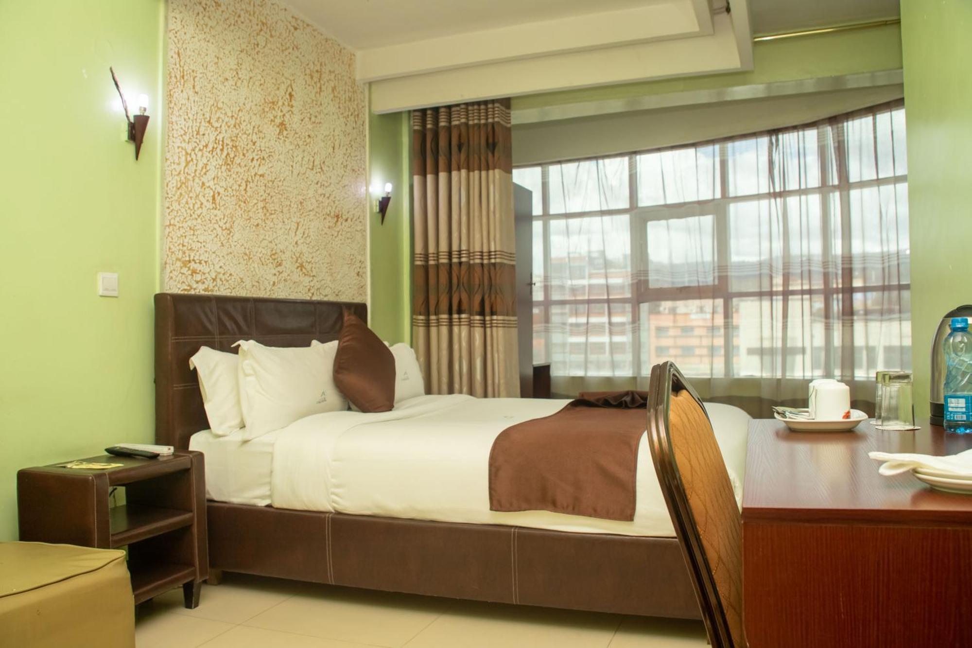 Legacy Hotel And Conference Centre Ltd Nakuru Extérieur photo
